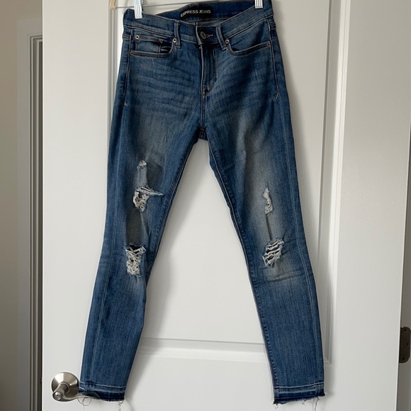 Express distressed jeans - Picture 2 of 5
